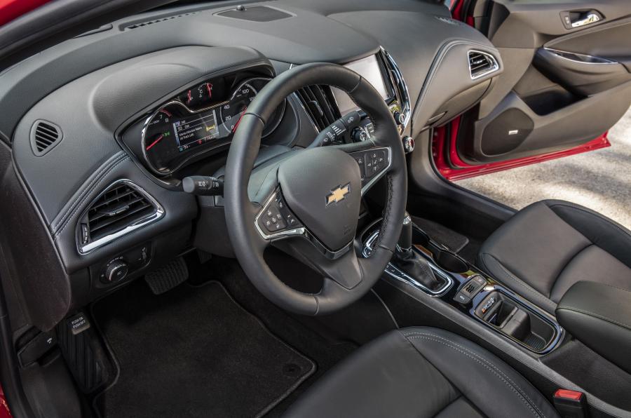  Chevrolet Cruze Premier RS 2016 года  (фото 14 из 34)